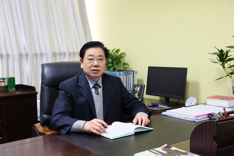 圖1—滑校長(zhǎng)_副本